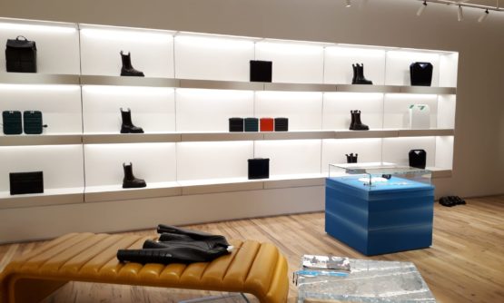 LOCALE Realizzazione arredamento negozio per Bottega Veneta MIAMI 02