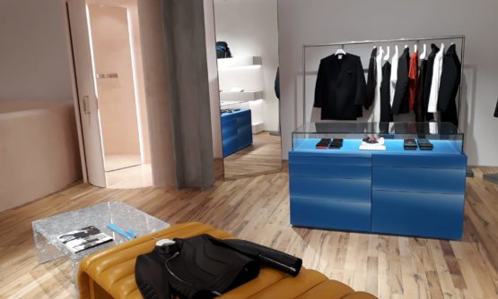 LOCALE Realizzazione arredamento negozio per Bottega Veneta MIAMI 07